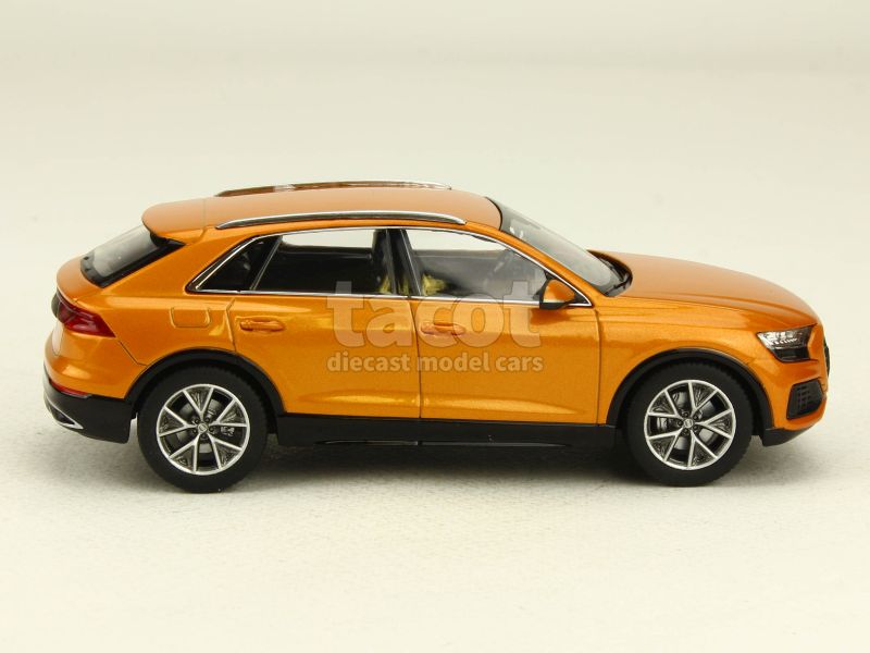 audi q8 miniature