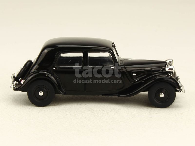 88246 Citroën Traction 7CV