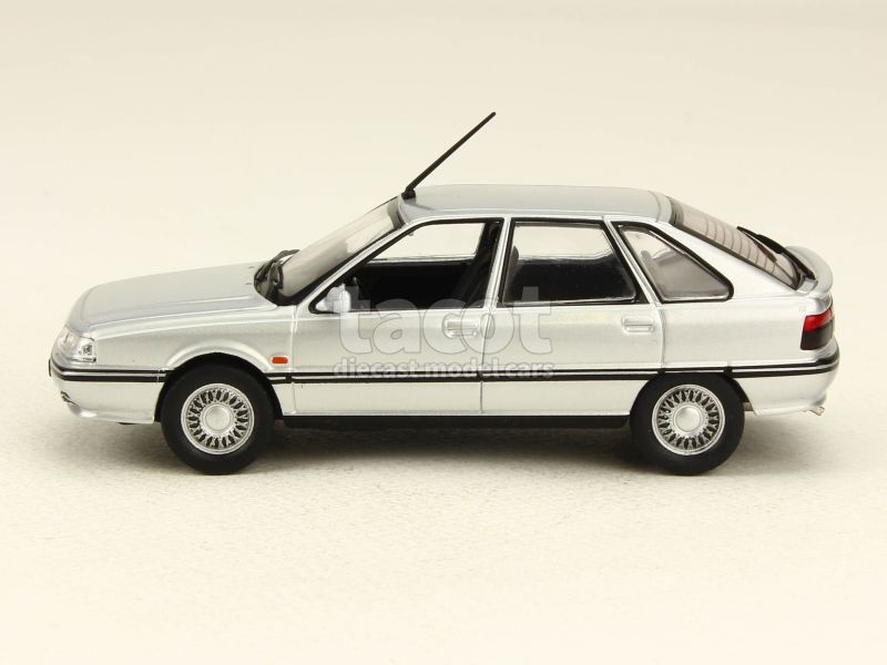 88248 Renault R21 Baccara 5 Doors 1990