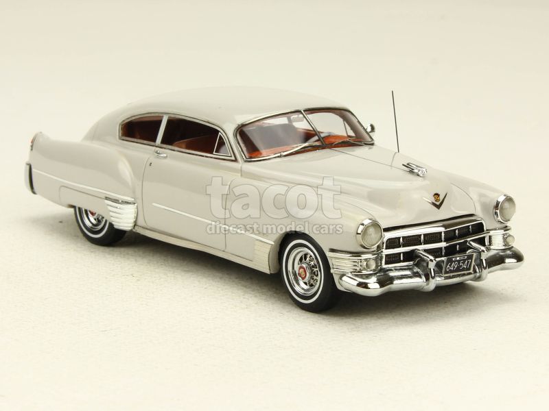 Cadillac Series 62 Club Coupe 1949 /light grey