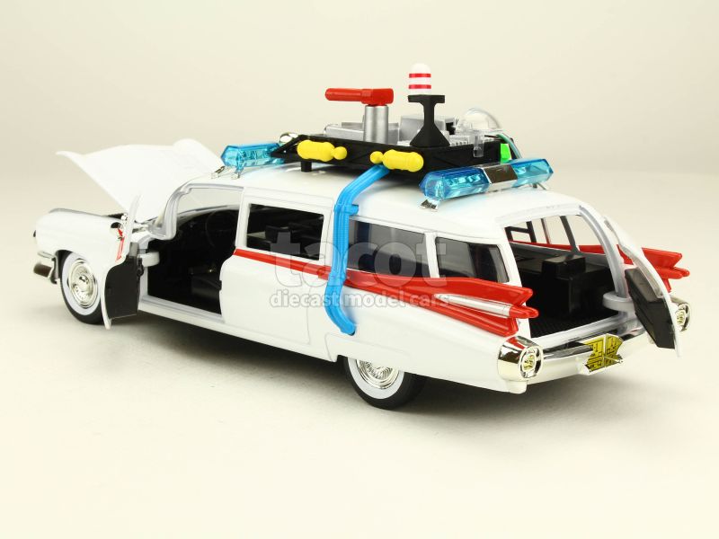 88304 Cadillac Ecto 1 Ghostbusters