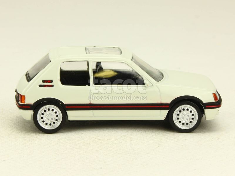88337 Peugeot 205 GTi 1.6L T.O. 1990