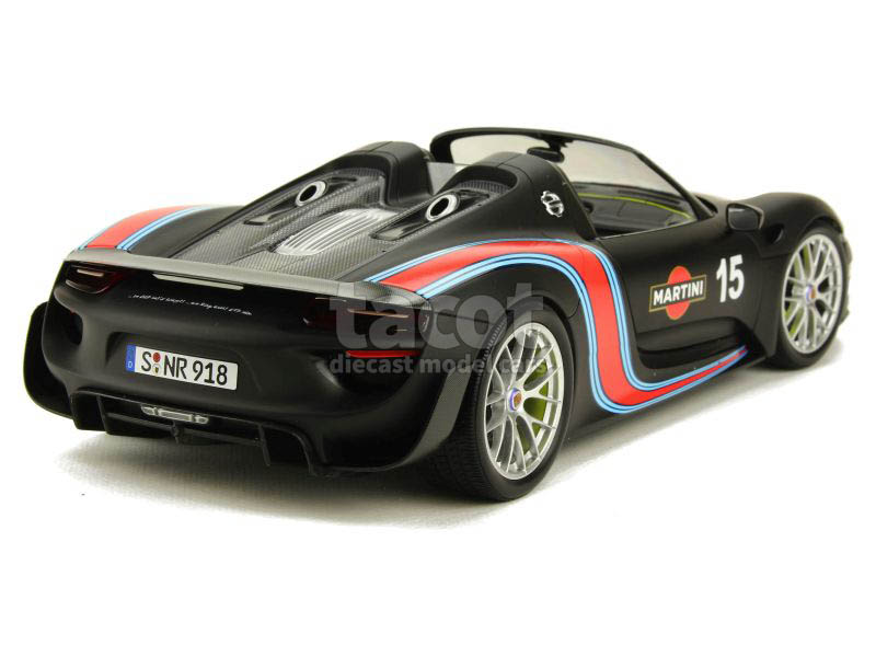 88502 Porsche 918 Spyder Weissach Package Martini 2015