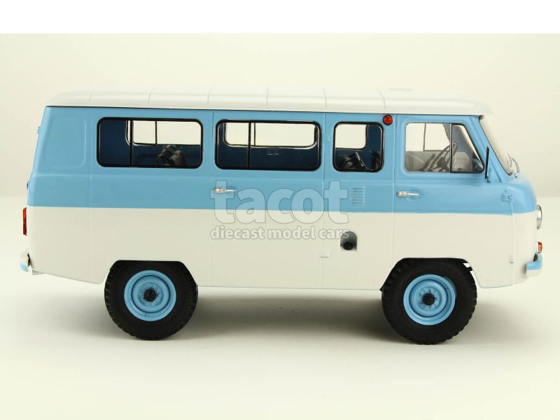 88550 UAZ 452V Minibus