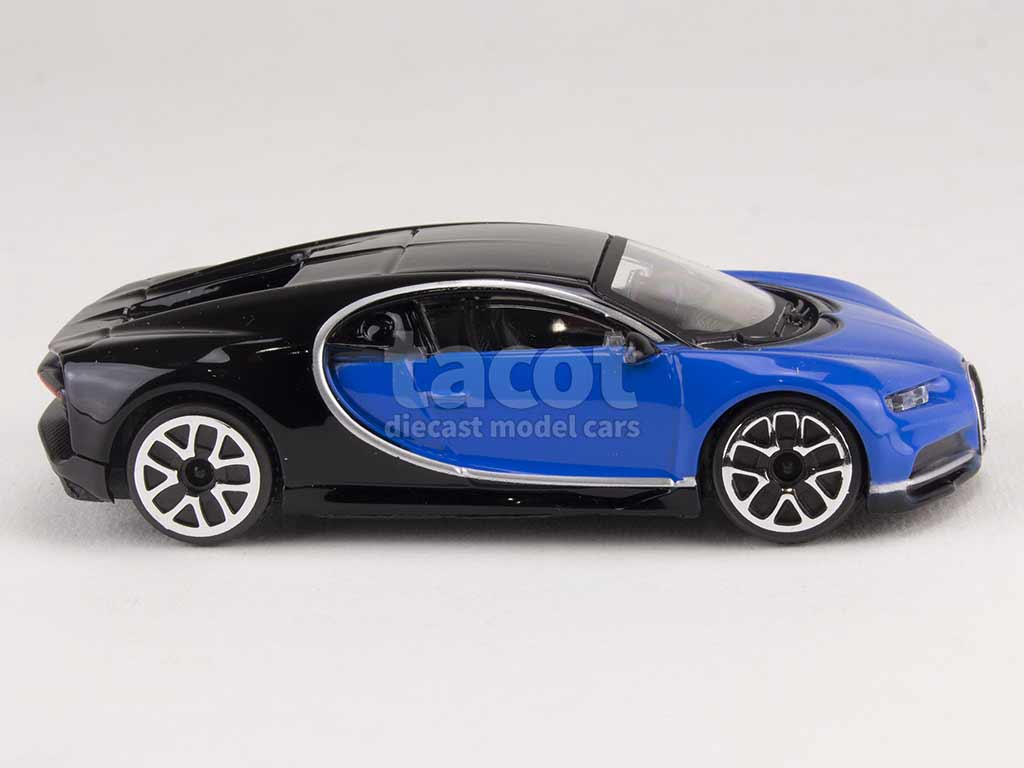 88596 Bugatti Chiron 2016