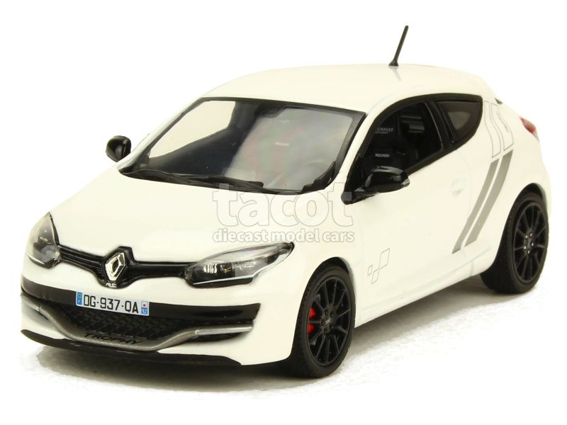 88668 Renault Megane III RS Trophy 2014