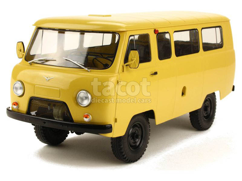 88681 UAZ 452V Minibus