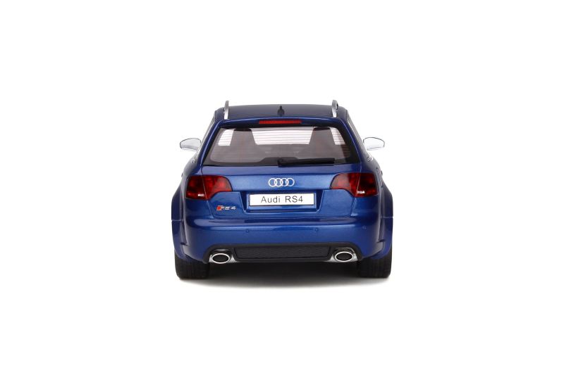 88819 Audi RS4 Avant 2006