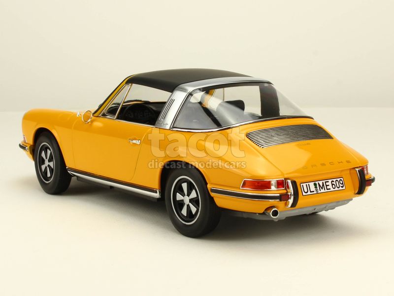 88849 Porsche 911E Targa 1969