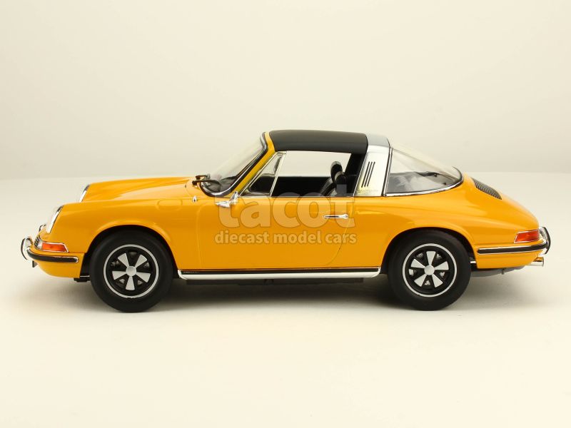 88849 Porsche 911E Targa 1969