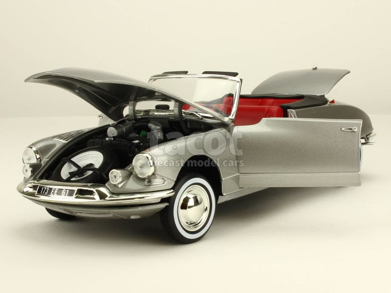 Modèle Réduit Norev Citroën DS19 Cabriolet 1961 - Échelle 1:18 - Couleur Sahara Grey Metallic - Occasion