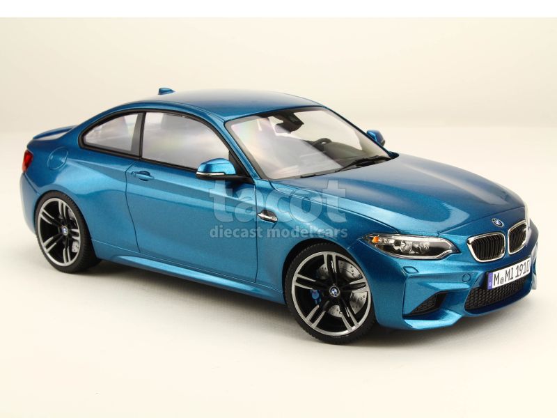 Bmw M2 Coup 233 F22 2016 Minichamps 1 18 Autos