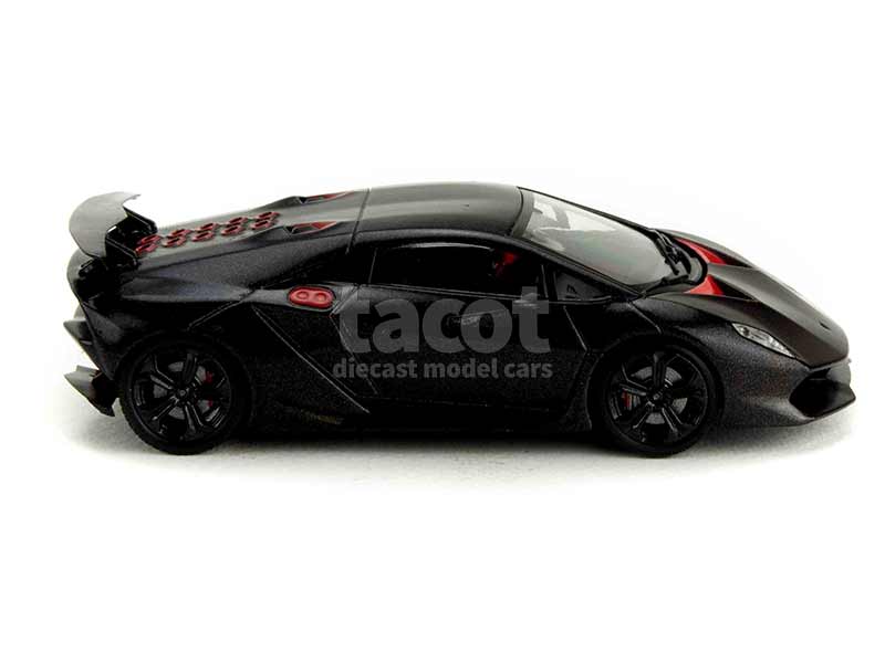 89010 Lamborghini Sesto Elemento 2010