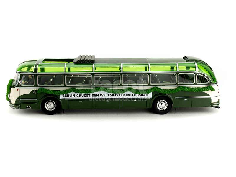 89033 Magirus O6500 Bus 1954