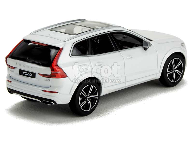 89122 Volvo XC60 2018