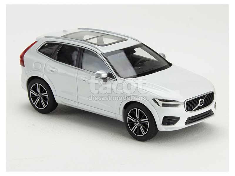 89122 Volvo XC60 2018