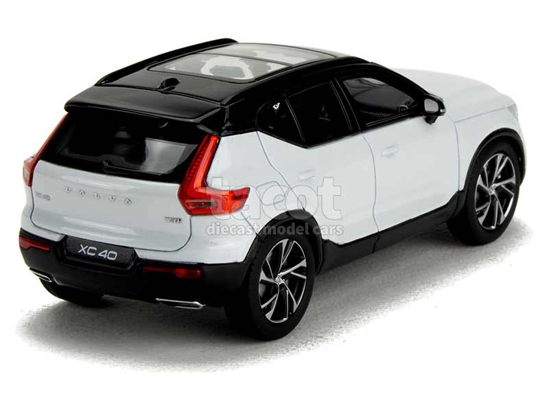 Volvo - XC40 2018 - Kyosho - 1/43 - Autos Miniatures Tacot
