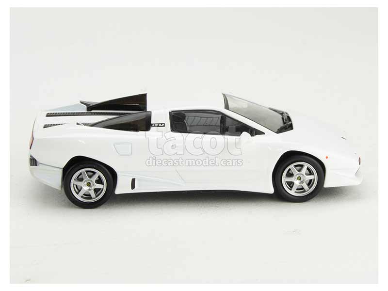 89199 Lamborghini P140 1998