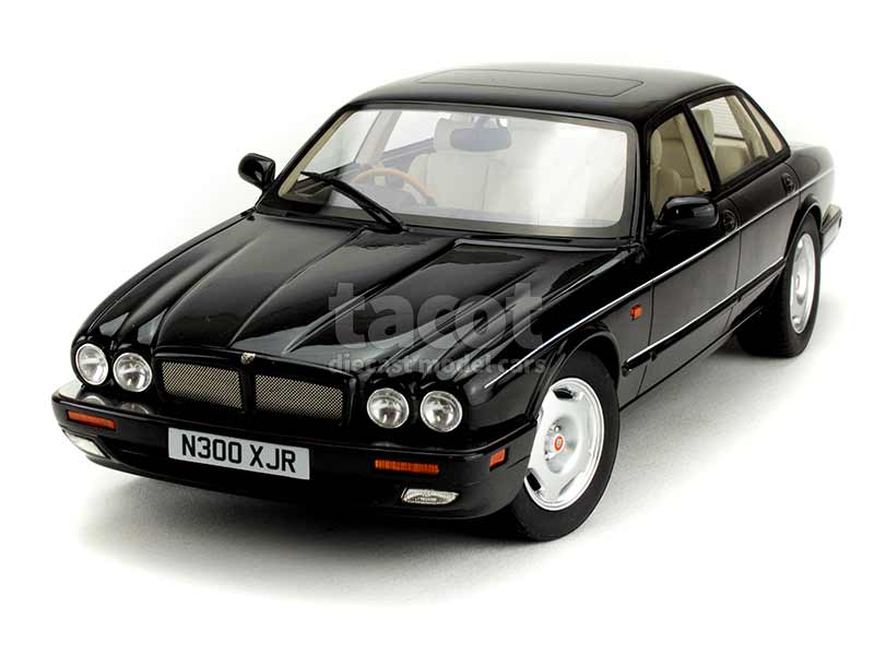 Jaguar - XJR X300 1995 - CULT - 1/18 - Autos Miniatures Tacot
