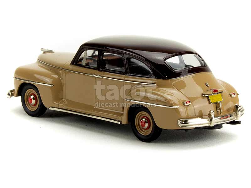 89527 De Soto Deluxe 4 Doors Sedan 1942