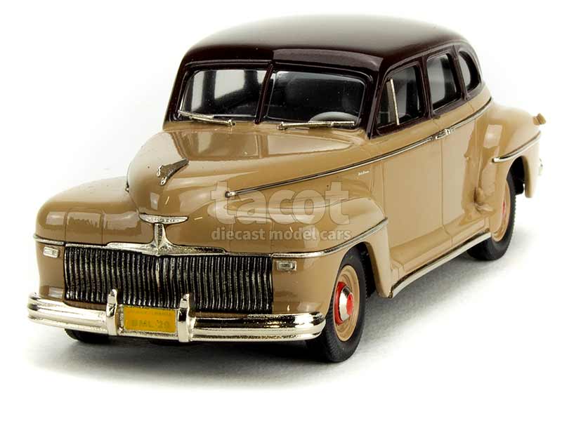 89527 De Soto Deluxe 4 Doors Sedan 1942