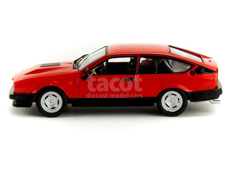 89536 Alfa Romeo GTV6 1985