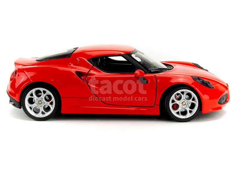 89684 Alfa Romeo 4C 2013