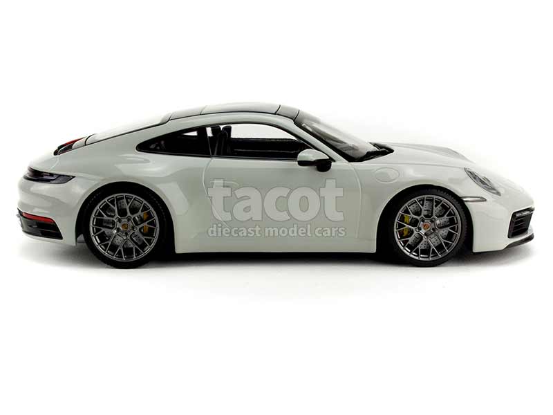89701 Porsche 911/992 Carrera 4S 2019