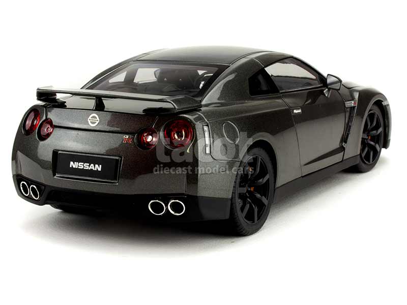 89791 Nissan GTR R-35 2008