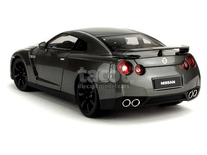 89791 Nissan GTR R-35 2008