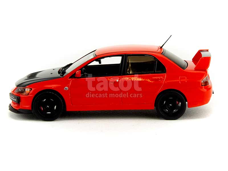 89868 Mitsubishi Lancer Evo IX 2005