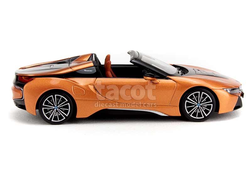 89877 BMW i8 Roadster 2018