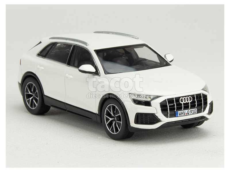 89998 Audi Q8 2018