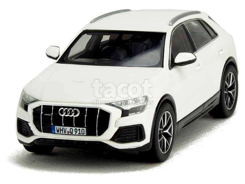 89998 Audi Q8 2018