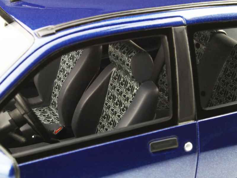 La clio 16s phase 1 au 1:12ème montre le bout de son nez chez