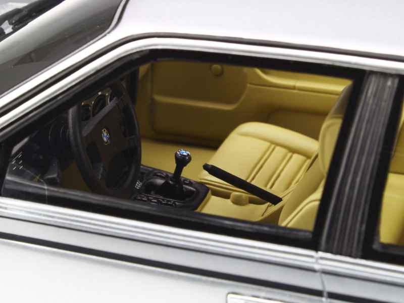 90151 BMW 635 CSI/ E24 1982