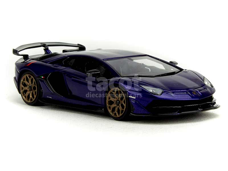 90266 Lamborghini Aventador SVJ 2018