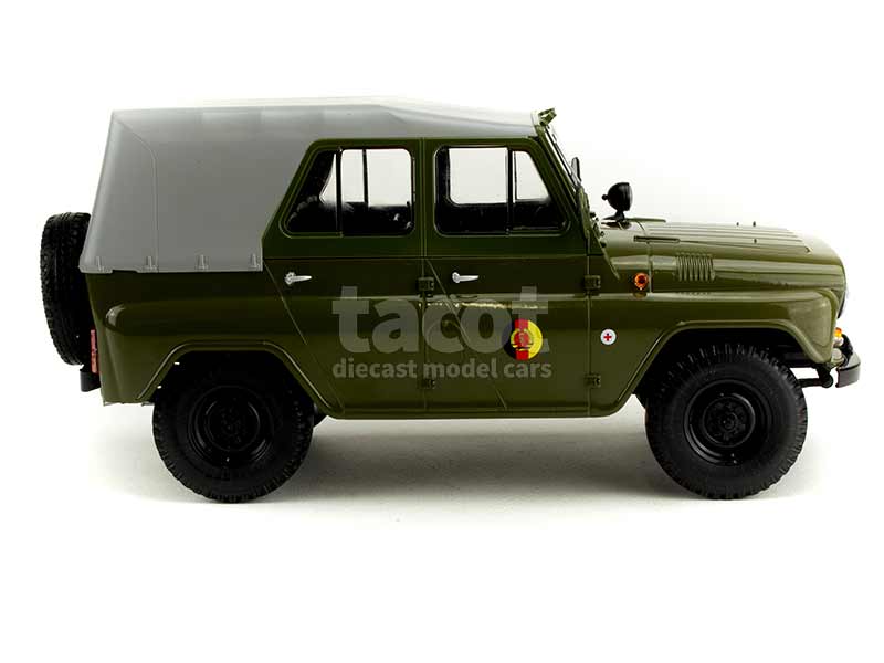 90407 UAZ 469 NVA Militaire