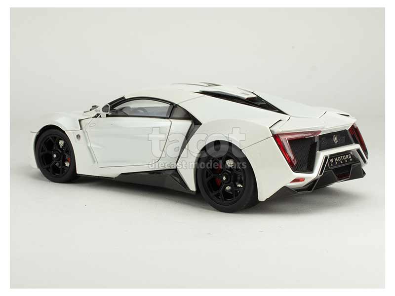 90440 Divers W Motors Lykan HyperSport 2015