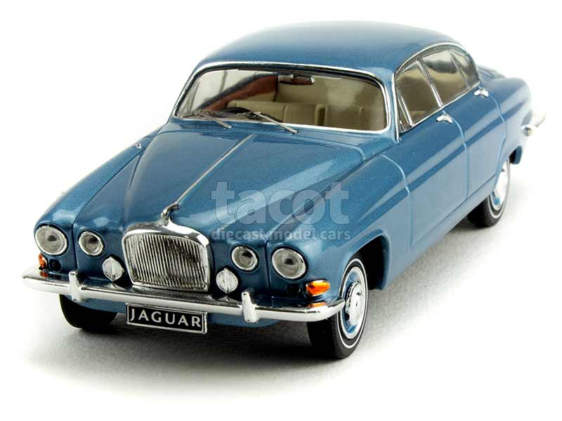 90625 Jaguar MKX 1961