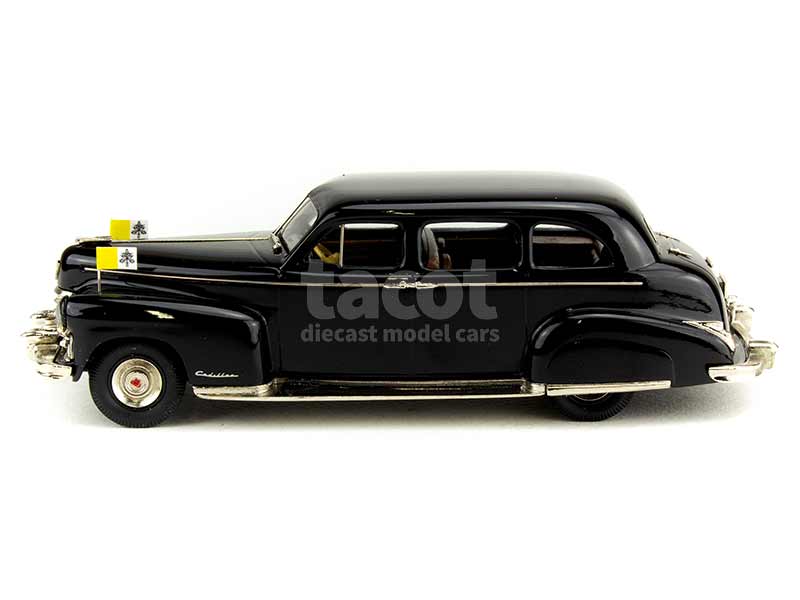 90726 Cadillac Series 75 Imperial Seddan 1947