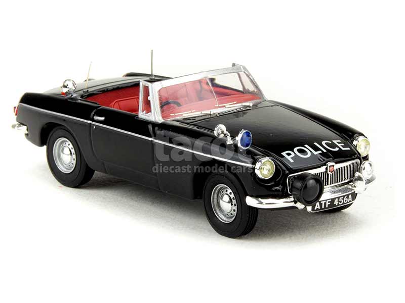 90744 MG MGB British Police