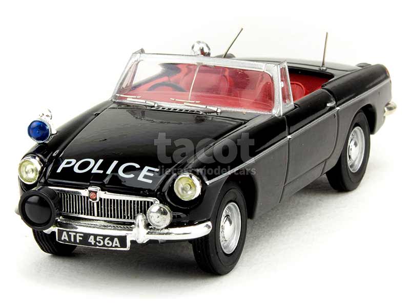 90744 MG MGB British Police