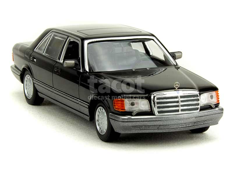 90808 Mercedes 560 SEL/ W126 1990