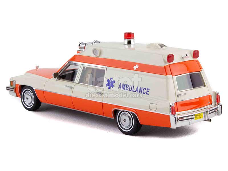 91003 Cadillac Superior Ambulance 1977