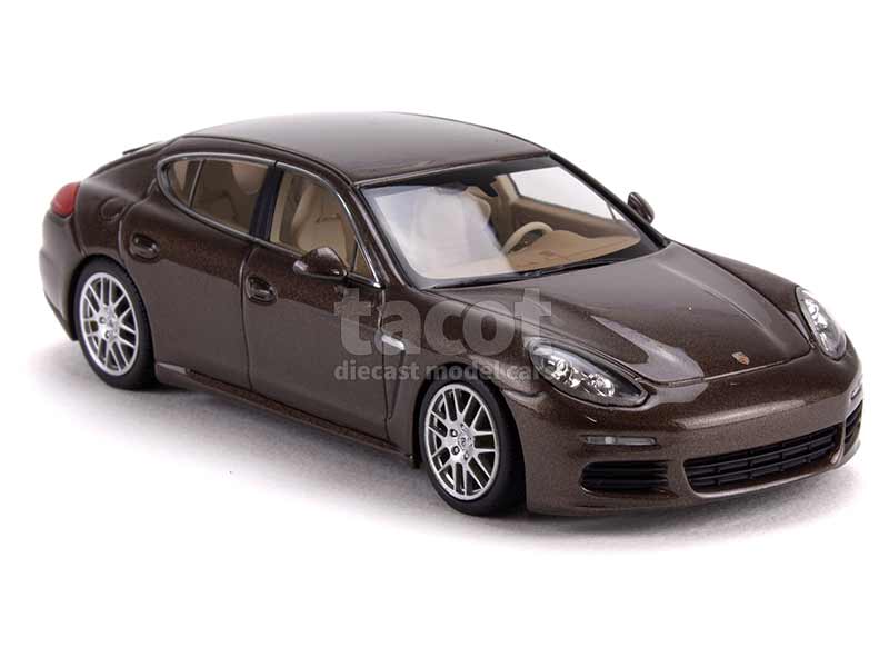 91049 Porsche Panamera S 2013