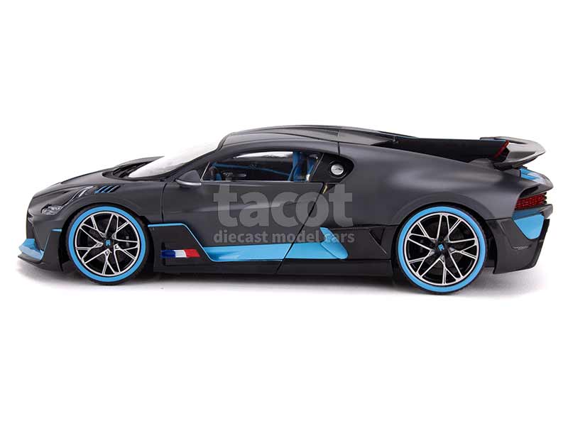 91160 Bugatti Divo 2019