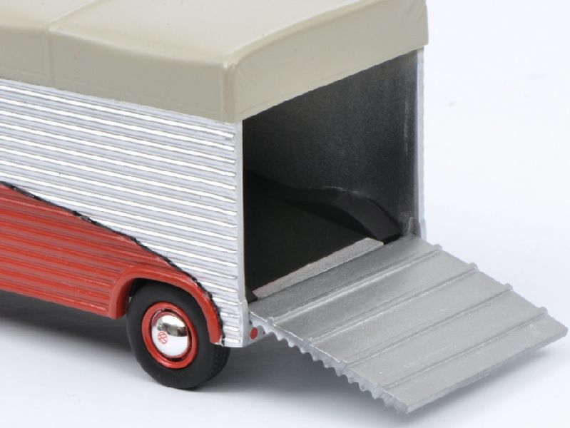 91215 Volkswagen Combi T1B Transporteur 