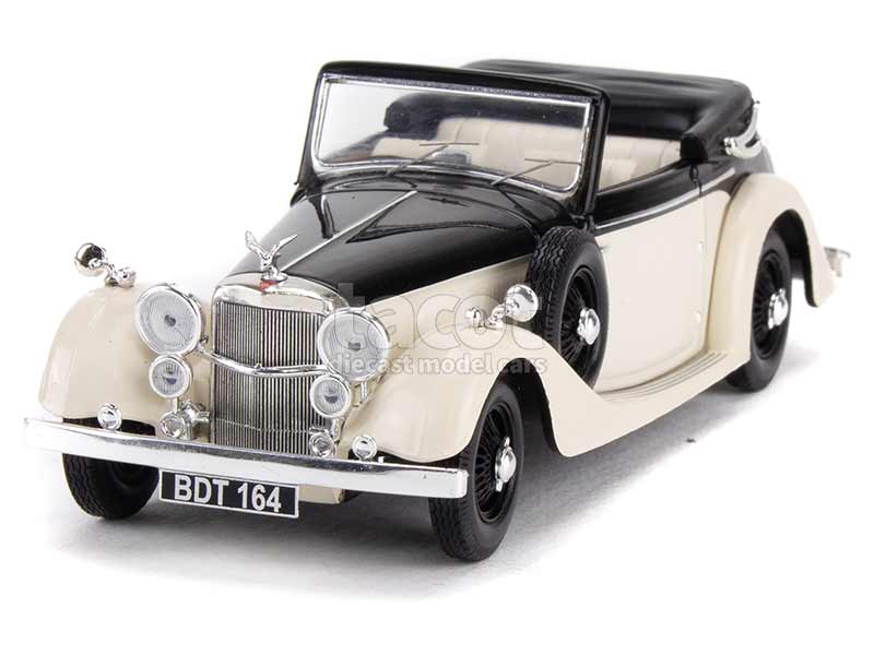 18RMC069C Voiture Miniature de Collection Ixo White/Red 