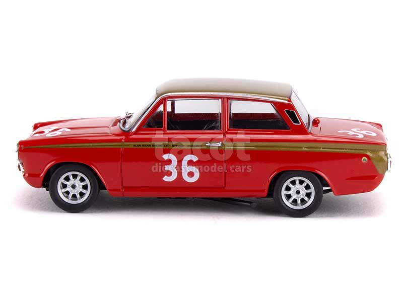 91524 Ford Lotus Cortina Snetterton 1966